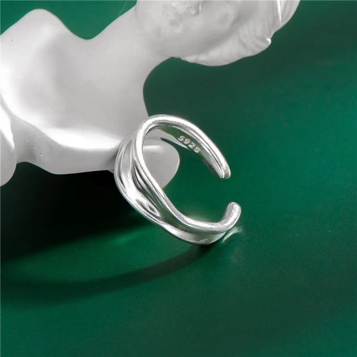 a3689772-d067-470c-b1dc-6f2769480e8c-Max